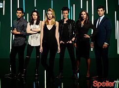 Zdjęcia promocyjne obsady 2 sezonu serialu Stitchers