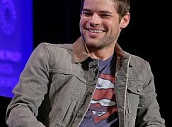 PaleyFest 2016: Supergirl