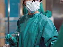 Heartbeat: 1x03 Backwards - zdjęcia promocyjne