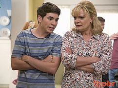The Real O'Neals: 1x07 The Real Grandma - zdjęcia promocyjne
