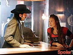 Wynonna Earp: 1x02 Keep the Home Fires Burning - zdjęcia promocyjne