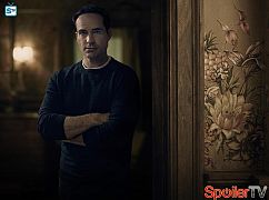 Zdjęcia promocyjne obsady 2 sezonu serialu Wayward Pines