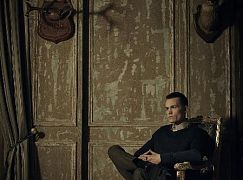 Zdjęcia promocyjne obsady 2 sezonu serialu Wayward Pines