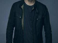 Zdjęcia promocyjne obsady 2 sezonu serialu Wayward Pines
