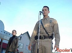 Wayward Pines: 2x01 Enemy Lines - zdjęcia promocyjne