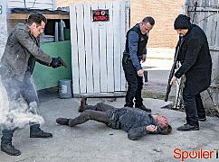 Chicago PD: 3x22 She's Got Us - zdjęcia promocyjne