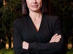 Zdjęcia promocyjne obsady 2 sezonu serialu UnREAL