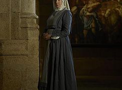 Zdjęcia promocyjne obsady 1 sezonu serialu Still Star-Crossed