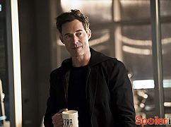 The Flash: 2x23 The Race of His Life - zdjęcia promocyjne