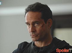 Wayward Pines: 2x02 Blood Harvest - zdjęcia promocyne