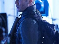 Killjoys: 2x01 Dutch and the Real Girl - zdjęcia promocyjne