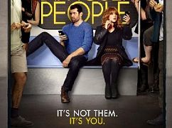 Plakaty promocyjne 2 sezonu serialu Difficult People