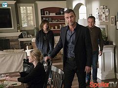 Ray Donovan: 4x03 Little Bill Primm's Big Green Horseshoe - zdjęcia promocyjne