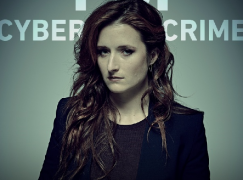 Plakaty promocyjne postaci 2 sezonu serialu Mr. Robot
