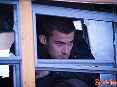 Zoo: 2x05 The Moon and the Star - zdjęcia promocyjne