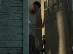 Outcast: 1x06 From the Shadows It Watches - zdjęcia promocyjne