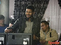 Un-Real: 2x09 Espionage - zdjęcia promocyjne