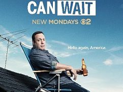 Plakaty promocyjne 1 sezonu serialu Kevin Can Wait