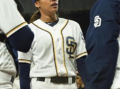 Pitch: 1x01 Pilot - zdjęcia promocyjne