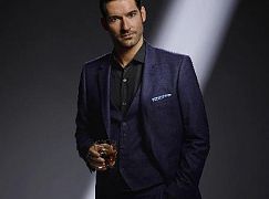 Zdjęcia promocyjne obsady 2 sezonu serialu Lucifer