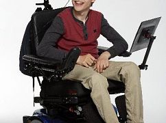 Zdjęcia promocyjne obsady 1 sezonu serialu Speechless