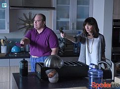 Last Man on Earth: 3x01 General Breast Theme With Cobras - zdjęcia promocyjne