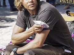 Agenci NCIS: Los Angeles: 8x01 High-Value Target & 8x02 Belly of the Beast - zdjęcia promocyjne