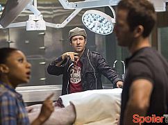 NCIS: New Orleans: 3x03 Man on Fire - zdjęcia promocyjne