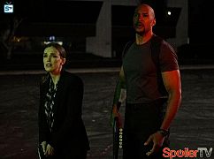Agenci TARCZY: 4x04 Let Me Stand Next to Your Fire - zdjęcia promocyjne