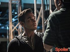 Supergirl: 2x03 Welcome to Earth - zdjęcia promocyjne