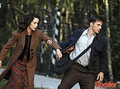 Timeless: 1x04 Party at Castle Varlar - zdjęcia promocyjne