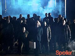 Wirus: 3x08 White Light - zdjęcia promocyjne