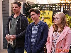 The Real O'Neals: 2x04 The Real Move - zdjęcia promocyjne