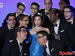 Crazy Ex-Girlfriend: 2x03 All Signs Point to Josh… Or is it Josh’s Friend? - zdjęcia promocyjne