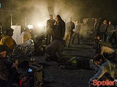 Żywe trupy: 7x01 The Day Will Come When You Won't Be - zdjęcia promocyjne