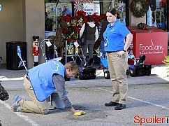 Superstore: 2x08 Seasonal Help - zdjęcia promocyjne