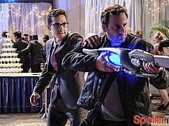 Supergirl: 2x05 Crossfire - zdjęcia promocyjne
