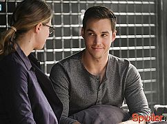 Supergirl: 2x05 Crossfire - zdjęcia promocyjne