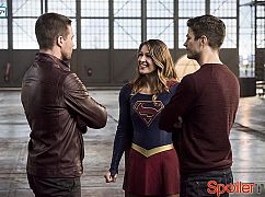 The Flash: 3x08 Invasion! - zdjęcia promocyjne