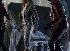The Flash: 3x08 Invasion! - zdjęcia promocyjne