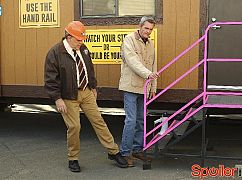 Pępek świata: 8x08 Trip and Fall - zdjęcia promocyjne