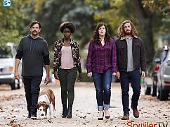 Zdjęcia promocyjne obsady 1 sezonu serialu Downward Dog