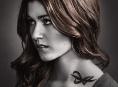Plakaty promocyjne 2 sezonu serialu Shadowhunters