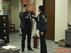 Brooklyn Nine-Nine: 4x11 The Fugitive Part 1 - zdjęcia promocyjne