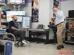 Superstore: 2x10 Lost and Found - zdjęcia promocyjne