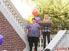 The Mick: 1x04 The Balloon - zdjęcia promocyjne