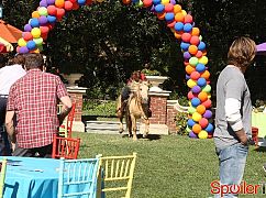 The Mick: 1x04 The Balloon - zdjęcia promocyjne