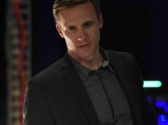 24: Legacy: 1x01 12:00 Noon -1:00 PM - zdjęcia promocyjne