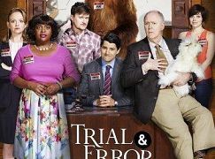 Plakaty promocyjne 1 sezonu serialu Trial & Error
