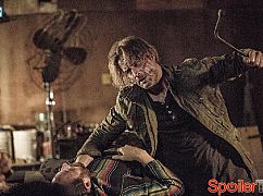 Colony: 2x02 Somewhere Out There - zdjęcia promocyjne